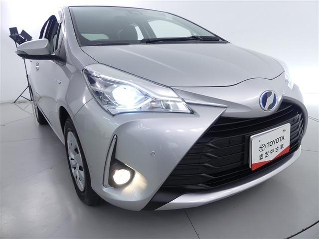 ヴィッツ ハイブリッドＦ　セーフティーエディションＩＩＩ　ワンセグ　メモリーナビ　バックカメラ　衝突被害軽減システム　ＥＴＣ　ＬＥＤヘッドランプ　記録簿　ナビ＆ＴＶ　ＣＤ　盗難防止装置　スマートキー　キーレス　ハイブリッド（27枚目）