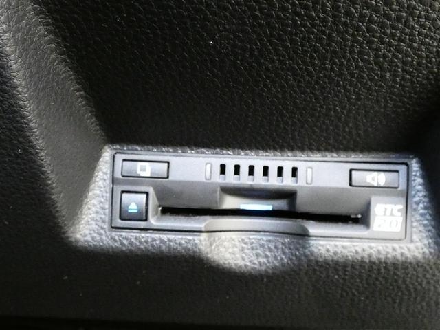 ヤリスクロス ハイブリッドＺ　フルセグ　メモリーナビ　バックカメラ　衝突被害軽減システム　ＥＴＣ　ＬＥＤヘッドランプ　ワンオーナー　ＤＶＤ再生　ミュージックプレイヤー接続可　記録簿　安全装備　オートクルーズコントロール　電動シート（8枚目）