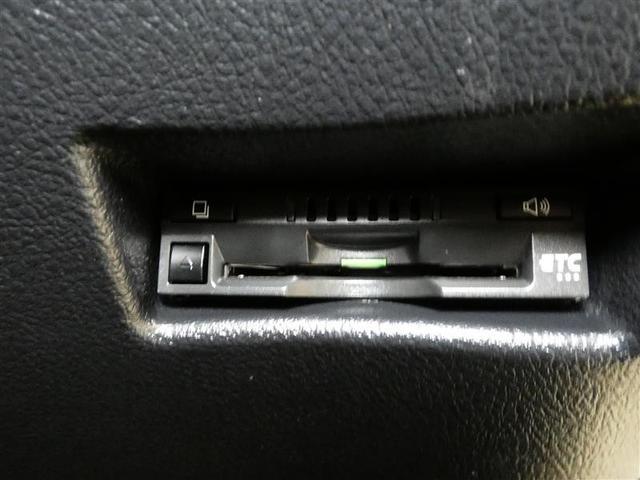 シエンタ Ｇ　セーフティーエディション　フルセグ　メモリーナビ　バックカメラ　衝突被害軽減システム　ＥＴＣ　両側電動スライド　ＬＥＤヘッドランプ　３列シート　ウオークスルー　ワンオーナー　ＤＶＤ再生　記録簿　乗車定員７人　ナビ＆ＴＶ　ＣＤ（8枚目）