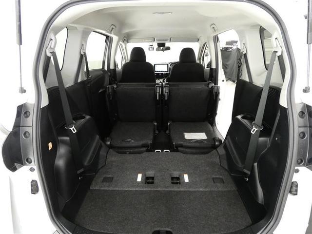 シエンタ Ｇ　セーフティーエディション　フルセグ　メモリーナビ　バックカメラ　衝突被害軽減システム　ＥＴＣ　両側電動スライド　ＬＥＤヘッドランプ　３列シート　ウオークスルー　ワンオーナー　ＤＶＤ再生　記録簿　乗車定員７人　ナビ＆ＴＶ　ＣＤ（16枚目）