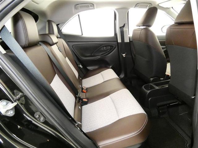 ヤリスクロス ハイブリッドＺ　バックカメラ　ドラレコ　衝突被害軽減システム　ＥＴＣ　ＬＥＤヘッドランプ　ワンオーナー　ミュージックプレイヤー接続可　記録簿　安全装備　オートクルーズコントロール　電動シート　アルミホイール　キーレス（16枚目）