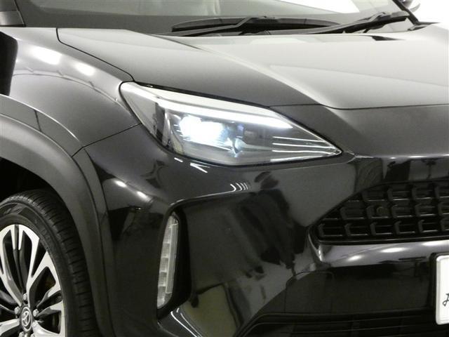 ヤリスクロス ハイブリッドＺ　バックカメラ　ドラレコ　衝突被害軽減システム　ＥＴＣ　ＬＥＤヘッドランプ　ワンオーナー　ミュージックプレイヤー接続可　記録簿　安全装備　オートクルーズコントロール　電動シート　アルミホイール　キーレス（31枚目）