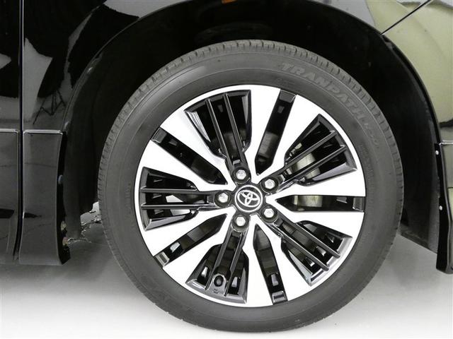 アルファード 2.5S Cパッケージ サンルーフ 後席モニター バックカメラ 衝突被害軽減システム ETC 両側電動スライド LEDヘッドランプ フルエアロ 3列シート ワンオーナー ミュージックプレイヤー接続可 記録簿 乗車定員7人(13枚目)