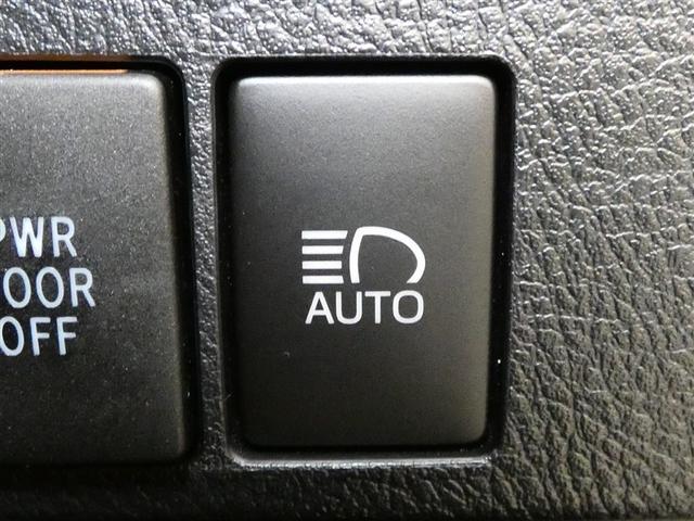 アルファード 2.5S Cパッケージ サンルーフ 後席モニター バックカメラ 衝突被害軽減システム ETC 両側電動スライド LEDヘッドランプ フルエアロ 3列シート ワンオーナー ミュージックプレイヤー接続可 記録簿 乗車定員7人(28枚目)