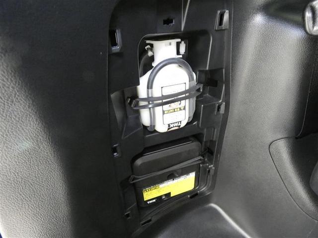 ヴォクシー ＺＳ　煌ＩＩＩ　フルセグ　メモリーナビ　後席モニター　バックカメラ　衝突被害軽減システム　ＥＴＣ　両側電動スライド　ＬＥＤヘッドランプ　３列シート　ウオークスルー　ＤＶＤ再生　記録簿　乗車定員７人　安全装備　ＣＤ（32枚目）