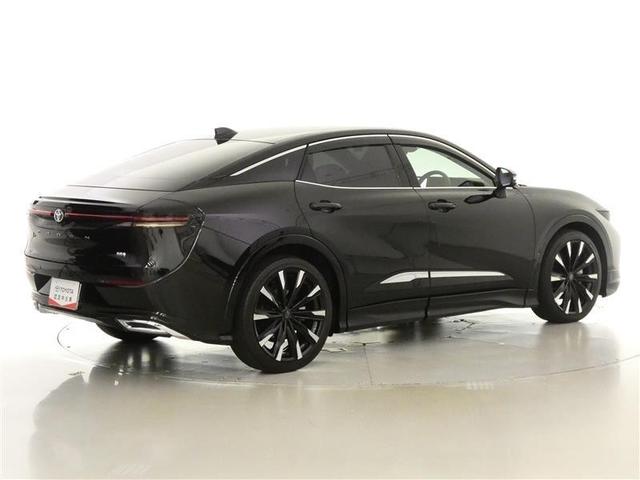 クラウンクロスオーバー ＲＳアドバンスド　革シート　４ＷＤ　フルセグ　メモリーナビ　バックカメラ　ドラレコ　衝突被害軽減システム　ＥＴＣ　ＬＥＤヘッドランプ　フルエアロ　ワンオーナー　ミュージックプレイヤー接続可　記録簿　安全装備　電動シート（3枚目）