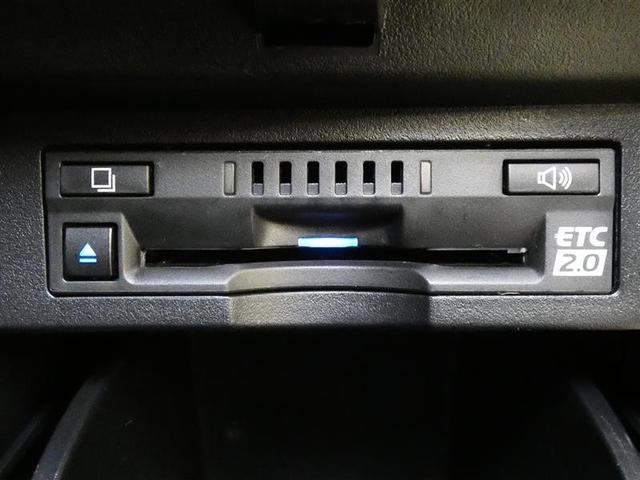アルファード ２．５Ｓ　Ｃパッケージ　サンルーフ　メモリーナビ　後席モニター　バックカメラ　衝突被害軽減システム　ＥＴＣ　両側電動スライド　ＬＥＤヘッドランプ　３列シート　ミュージックプレイヤー接続可　記録簿　乗車定員７人　安全装備（15枚目）