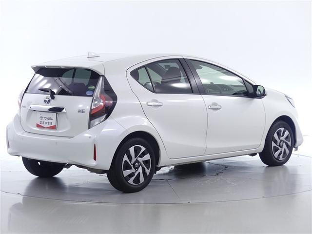 アクア Ｓスタイルブラック　フルセグ　メモリーナビ　バックカメラ　ドラレコ　衝突被害軽減システム　ＥＴＣ　ＬＥＤヘッドランプ　ＤＶＤ再生　ナビ＆ＴＶ　ＣＤ　盗難防止装置　スマートキー　キーレス　ハイブリッド（3枚目）