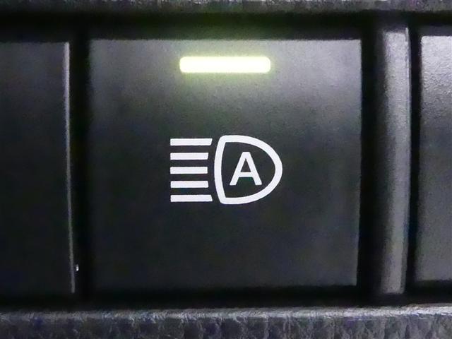 ハリアーハイブリッド Ｚ　４ＷＤ　フルセグ　メモリーナビ　バックカメラ　ドラレコ　衝突被害軽減システム　ＥＴＣ　ＬＥＤヘッドランプ　フルエアロ　ミュージックプレイヤー接続可　記録簿　安全装備　オートクルーズコントロール（13枚目）