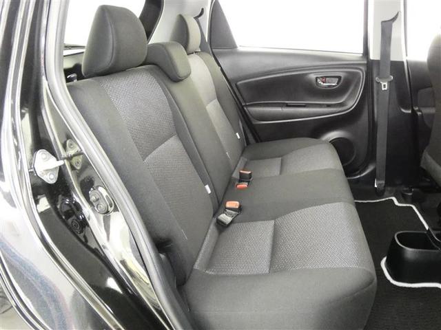 ヴィッツ Ｆ　セーフティーエディションＩＩＩ　フルセグ　メモリーナビ　バックカメラ　ドラレコ　衝突被害軽減システム　ＥＴＣ　ＬＥＤヘッドランプ　ＤＶＤ再生　記録簿　アイドリングストップ　ナビ＆ＴＶ　ＣＤ　盗難防止装置　スマートキー　キーレス（22枚目）