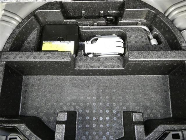 ヴィッツ Ｆ　セーフティーエディションＩＩＩ　フルセグ　メモリーナビ　バックカメラ　ドラレコ　衝突被害軽減システム　ＥＴＣ　ＬＥＤヘッドランプ　ＤＶＤ再生　記録簿　アイドリングストップ　ナビ＆ＴＶ　ＣＤ　盗難防止装置　スマートキー　キーレス（25枚目）