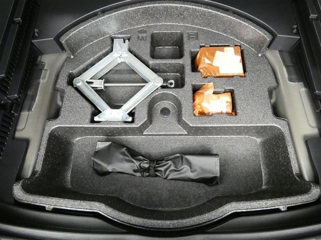 ＲＡＶ４ Ｘ　フルセグ　メモリーナビ　バックカメラ　ドラレコ　衝突被害軽減システム　ＥＴＣ　ＬＥＤヘッドランプ　フルエアロ　ワンオーナー　ＤＶＤ再生　記録簿　安全装備　オートクルーズコントロール　ナビ＆ＴＶ　ＣＤ（26枚目）