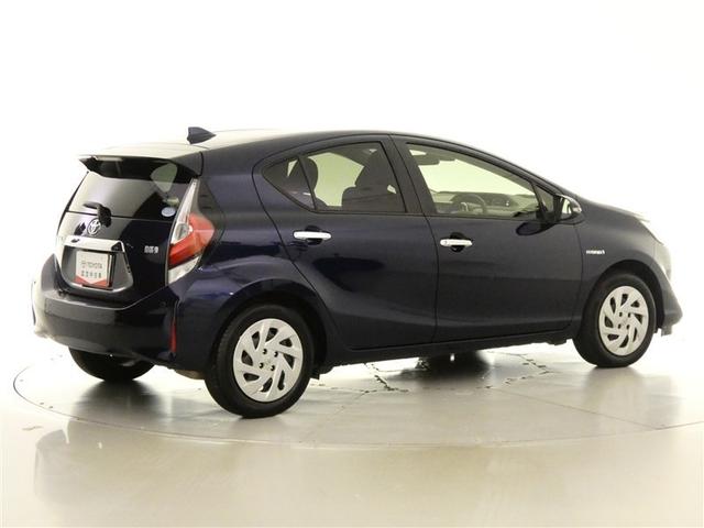 アクア Ｓスタイルブラック　フルセグ　メモリーナビ　バックカメラ　ドラレコ　衝突被害軽減システム　ＥＴＣ　ＤＶＤ再生　記録簿　ナビ＆ＴＶ　ＣＤ　盗難防止装置　スマートキー　キーレス　ハイブリッド（3枚目）