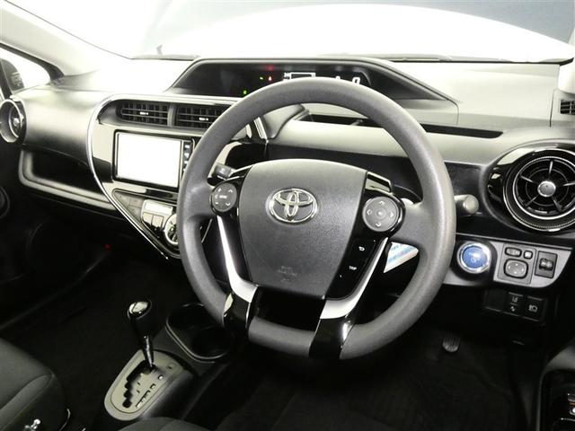 アクア Ｓスタイルブラック　フルセグ　メモリーナビ　バックカメラ　ドラレコ　衝突被害軽減システム　ＥＴＣ　ＤＶＤ再生　記録簿　ナビ＆ＴＶ　ＣＤ　盗難防止装置　スマートキー　キーレス　ハイブリッド（6枚目）