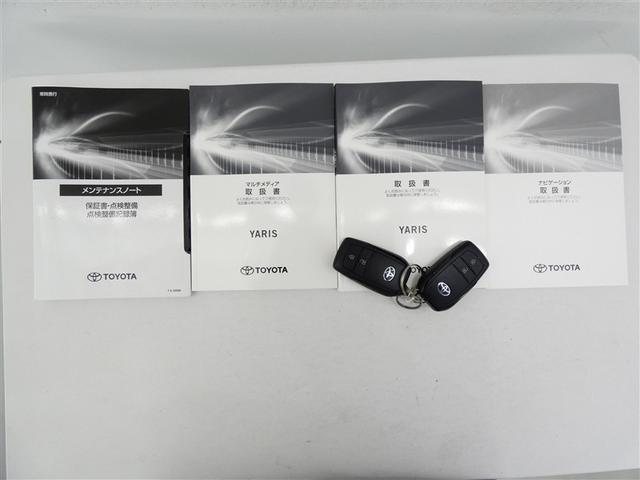 ヤリス ハイブリッドＺ　４ＷＤ　フルセグ　メモリーナビ　バックカメラ　衝突被害軽減システム　ＥＴＣ　ＬＥＤヘッドランプ　ミュージックプレイヤー接続可　記録簿　安全装備　オートクルーズコントロール　ナビ＆ＴＶ　アルミホイール（28枚目）