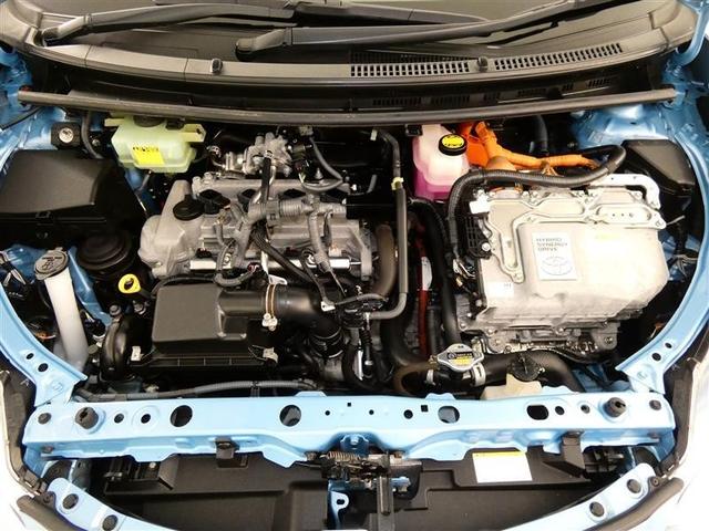 アクア Ｓ　フルセグ　メモリーナビ　バックカメラ　ドラレコ　ＥＴＣ　ＤＶＤ再生　記録簿　ナビ＆ＴＶ　ＣＤ　アルミホイール　盗難防止装置　スマートキー　キーレス　ハイブリッド（5枚目）