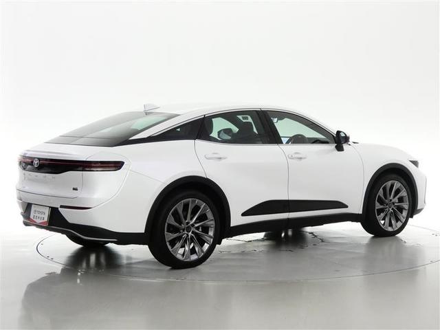 クラウンクロスオーバー Ｇアドバンスド・レザーパッケージ　革シート　４ＷＤ　フルセグ　バックカメラ　ドラレコ　衝突被害軽減システム　ＥＴＣ　ＬＥＤヘッドランプ　ミュージックプレイヤー接続可　記録簿　安全装備　展示・試乗車　オートクルーズコントロール　ＴＶ（3枚目）