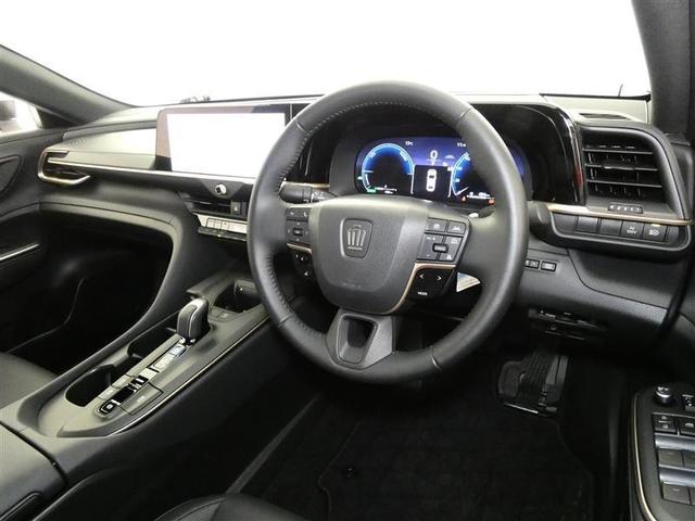 クラウンクロスオーバー Ｇアドバンスド・レザーパッケージ　革シート　４ＷＤ　フルセグ　バックカメラ　ドラレコ　衝突被害軽減システム　ＥＴＣ　ＬＥＤヘッドランプ　ミュージックプレイヤー接続可　記録簿　安全装備　展示・試乗車　オートクルーズコントロール　ＴＶ（7枚目）