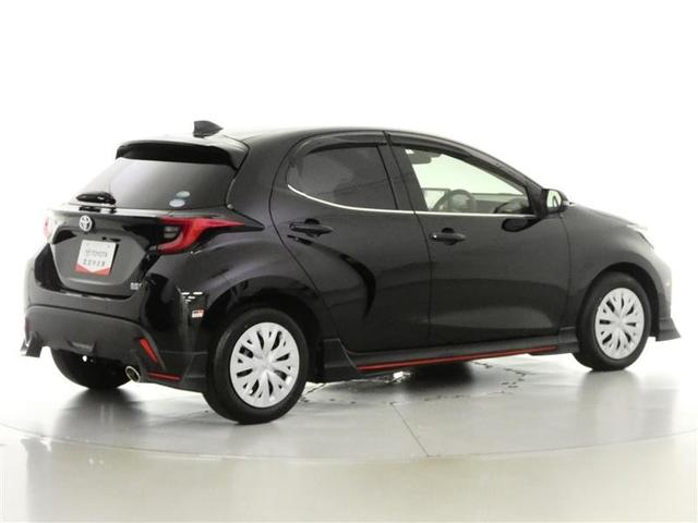 ヤリス ハイブリッドZ フルセグ メモリーナビ バックカメラ 衝突被害軽減システム ETC LEDヘッドランプ フルエアロ ワンオーナー DVD再生 ミュージックプレイヤー接続可 記録簿 安全装備 オートクルーズコントロール(3枚目)