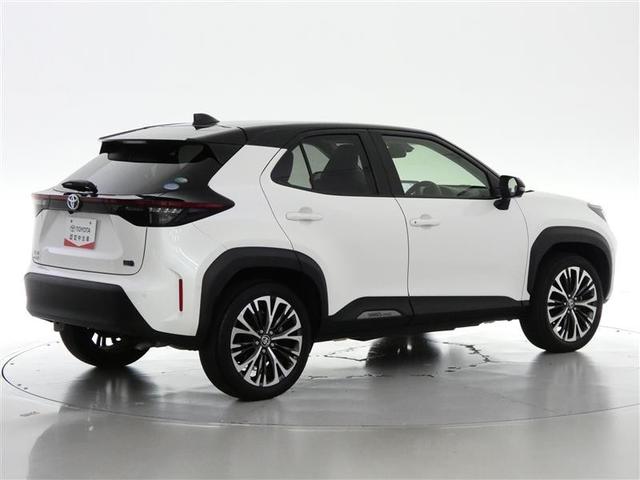 ヤリスクロス ハイブリッドZ フルセグ メモリーナビ バックカメラ 衝突被害軽減システム ETC LEDヘッドランプ ミュージックプレイヤー接続可 記録簿 安全装備 オートクルーズコントロール 電動シート ナビ&TV 盗難防止装置(3枚目)