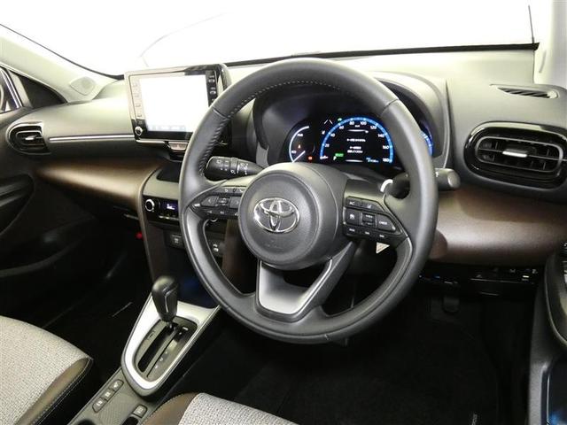 ヤリスクロス ハイブリッドZ フルセグ メモリーナビ バックカメラ 衝突被害軽減システム ETC LEDヘッドランプ ミュージックプレイヤー接続可 記録簿 安全装備 オートクルーズコントロール 電動シート ナビ&TV 盗難防止装置(7枚目)