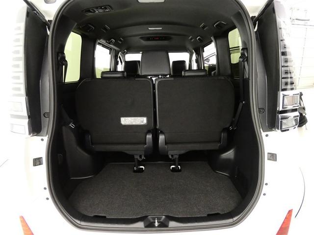 ヴォクシー ZS 煌III フルセグ メモリーナビ バックカメラ 衝突被害軽減システム ETC 両側電動スライド LEDヘッドランプ 3列シート ウオークスルー DVD再生 記録簿 乗車定員7人 オートクルーズコントロール CD(24枚目)