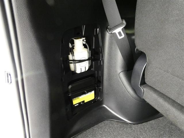 ヴォクシー ZS 煌III フルセグ メモリーナビ バックカメラ 衝突被害軽減システム ETC 両側電動スライド LEDヘッドランプ 3列シート ウオークスルー DVD再生 記録簿 乗車定員7人 オートクルーズコントロール CD(26枚目)