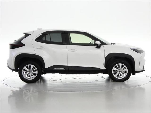 ヤリスクロス ハイブリッドＧ　フルセグ　バックカメラ　衝突被害軽減システム　ＥＴＣ　ＬＥＤヘッドランプ　ワンオーナー　ミュージックプレイヤー接続可　記録簿　安全装備　オートクルーズコントロール　ＴＶ　アルミホイール　盗難防止装置（2枚目）