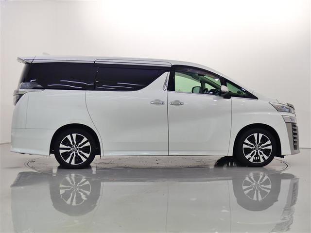 2.5Z Gエディション ワンオーナー車 タイヤ4本交換 純正メモリーナビ フルセグTV 後席モニター 衝突軽減ブレーキ クルーズコントロール(3枚目)