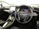 【運転席まわり】・・・ハンドルやシートなども隅々までクリーニング済み。キレイな車内でドライブがより一層快適にお楽しみいただけると思います。