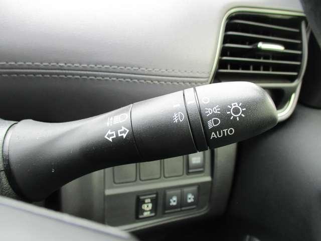 セレナ １．２　ｅ－ＰＯＷＥＲ　ハイウェイスター　Ｖ　衝突軽減ブレーキ／踏み間違い　Ｗパワースライドドア　インテリジェントセーフティ　リヤカメラ　１オナ車　インテリジェントキ　オートクルーズ　ＬＥＤヘッドライト　ＥＴＣ付き　メモリナビ　イモビ　ドライブレコーダー　キーフリー　ナビＴＶ（11枚目）