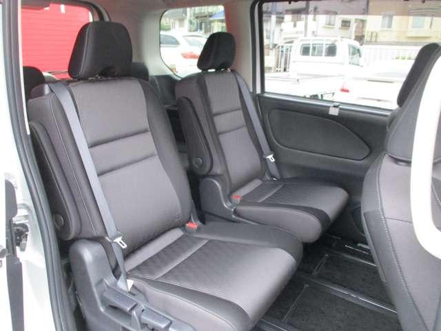 セレナ １．２　ｅ－ＰＯＷＥＲ　ハイウェイスター　Ｖ　衝突軽減ブレーキ／踏み間違い防止装置　Ｗパワースライドドア　インテリジェントセーフティ　リヤカメラ　１オナ車　インテリジェントキ　オートクルーズ　ＬＥＤヘッドライト　ＥＴＣ付き　メモリナビ　車線逸脱センサー　イモビ　ドライブレコーダー（14枚目）