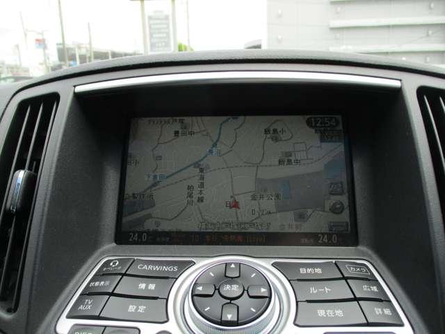 スカイライン ３．７　３７０ＧＴ　タイプＳ　ラインナビ／バックカメラ　取説記録簿　スマートキープッシュスタート　パワーステアリング　Ｗエアバッグ　アルミホイール　パワーウィンドウ　オートエアコン　ワンオーナー　ＡＢＳ　キーフリー　ドラレコ　ＨＤＤナビ　ＥＴＣ車載器　ナビ（5枚目）