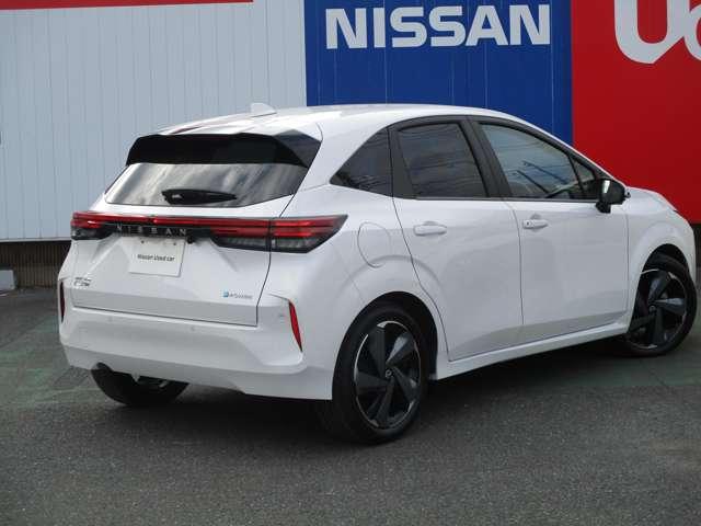 オーラ １．２　Ｇ　自動（被害軽減）ブレーキ　ＬＫＡ　カーナビ　ドライブレコーダー　アルミホイール　インテリジェントキー　パワーウィンドウ　ワンオーナー　フルオートエアコン　キーレスエントリー　メモリーナビ　記録簿（2枚目）