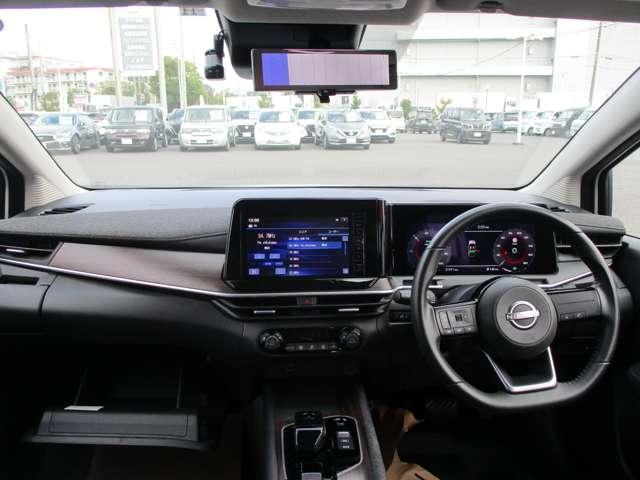 オーラ １．２　Ｇ　自動（被害軽減）ブレーキ　ＬＫＡ　カーナビ　ドライブレコーダー　アルミホイール　インテリジェントキー　パワーウィンドウ　ワンオーナー　フルオートエアコン　キーレスエントリー　メモリーナビ　記録簿（3枚目）