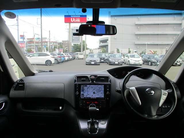 セレナ ２．０　ライダー　Ｓ－ＨＹＢＲＩＤ　アドバンストセーフティ　パッケージ　クルーズコントロール／両側電動スライドド　ＬＥＤヘッドライト　オートクルーズコントロール　ドラレコ　メモリーナビ　全周囲カメラ　両側電動ドア　ＥＴＣ　スマートキー　バックカメラ　ワンオーナー　アイドリングストップ　レーンキープ（3枚目）