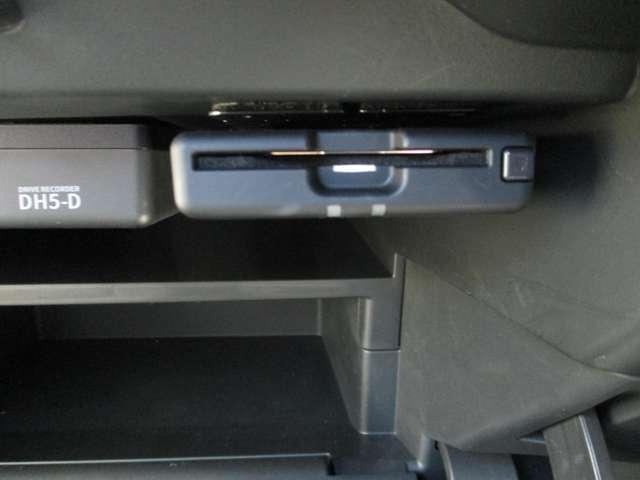 ＥＴＣ２．０　高速道路を利用する際、ノンストップで料金所を通過できます。別途セットアップ料金がかかります