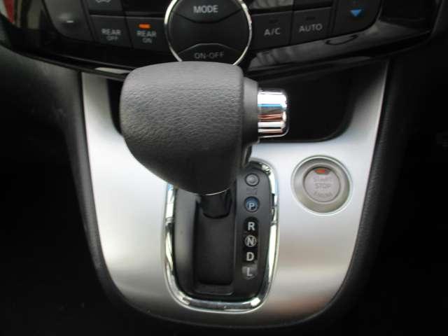 セレナ ２．０　２０Ｘ　Ｓ－ＨＹＢＲＩＤ　アドバンストセーフティ　パッケージ　ワンオーナー　パワーウィンドウ　インテリジェントキー　ＡＢＳ　キーレスエントリーキー　エアコン　パワーステアリング　運転席エアバック（16枚目）