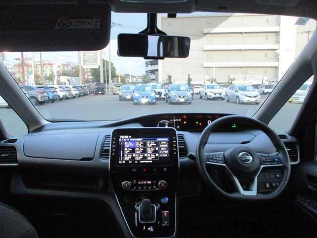 セレナ １．２　ｅ－ＰＯＷＥＲ　ハイウェイスター　Ｖ　ＭＭ５２１メモリーナビ／衝突軽減ブレーキ／踏み　３６０°カメラ　エマジェンシーブレーキ　１オナ　スマキー　バックカメラ　ＬＥＤ　レーンアシスト　点検記録簿付　ＥＴＣ　ドラレコ　イモビ　サイドカーテンエアバック　フルオートエアコン　アルミホイール（3枚目）