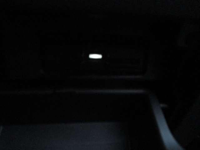 セレナ １．２　ｅ－ＰＯＷＥＲ　ハイウェイスター　Ｖ　ＭＭ５２１メモリーナビ／衝突軽減ブレーキ／踏み　３６０°カメラ　エマジェンシーブレーキ　１オナ　スマキー　バックカメラ　ＬＥＤ　レーンアシスト　点検記録簿付　ＥＴＣ　ドラレコ　イモビ　サイドカーテンエアバック　フルオートエアコン　アルミホイール（10枚目）