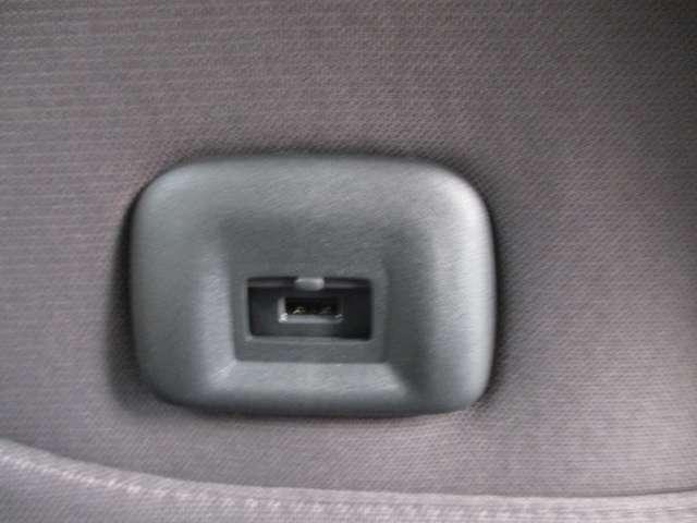 ルークス ６６０　Ｘ　ＭＭ３２０メモリーナビ／衝突軽減ブレーキ／アラ　アラモニ　前後衝突軽減ブレーキ　ワンオーナー車　ＥＴＣ　スマートキー　定期点検記録簿　キーフリー　ｉ－ｓｔｏｐ　フルオートエアコン　パワーウインドウ　バックカメラ　盗難防止　カーテンエアバッグ　ＡＢＳ（18枚目）