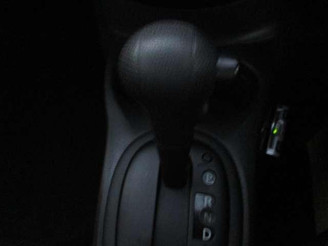 ノート 1.2 X スマトキー キーレス エアコン パワーウィンドウ パワーステアリング ABS 運転席エアバック(17枚目)