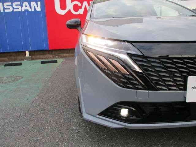 オーラ 1.2 G 90周年記念車 プロパイロット/BOSEサウンドシステム アラウンドモニ LED スマートキー 衝突軽減ブレーキ 寒冷地仕様 オートエアコン アルミ メモリーナビ ドラレコ バックカメラ サイドカメラ キーレス アイドリングストップ ETC レーダークルーズ(19枚目)