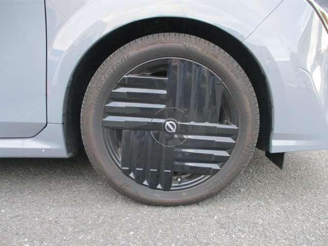 オーラ 1.2 G 90周年記念車 プロパイロット/BOSEサウンドシステム アラウンドモニ LED スマートキー 衝突軽減ブレーキ 寒冷地仕様 オートエアコン アルミ メモリーナビ ドラレコ バックカメラ サイドカメラ キーレス アイドリングストップ ETC レーダークルーズ(20枚目)