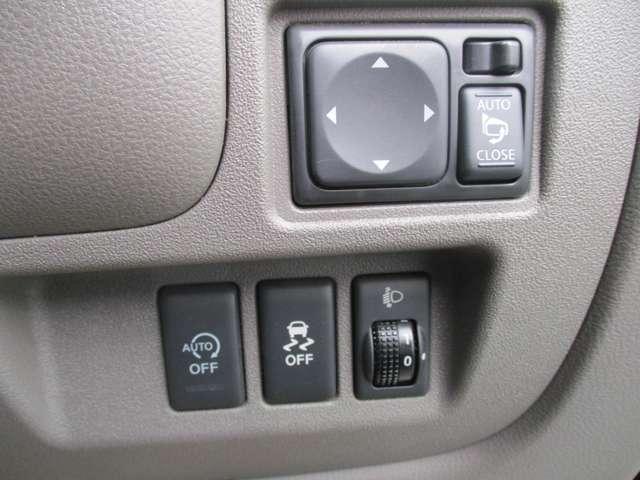 マーチ １．２　ボレロ　インテリキー／ＥＴＣ／ＣＤ　ダブルエアバック　ワンオ－ナ－車　メンテナンスノート　アイドリングＳ　パワーステアリング　パワーウィンドウ　アルミ付き　キーレス　スマートキー　ＥＴＣ　ＡＢＳ　運転席エアバッグ　マニュアルエアコン（8枚目）