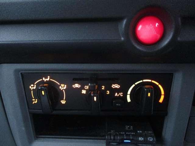 ＮＴ１００クリッパートラック ６６０　ＤＸ　４ＷＤ　切替式４ＷＤ（4枚目）