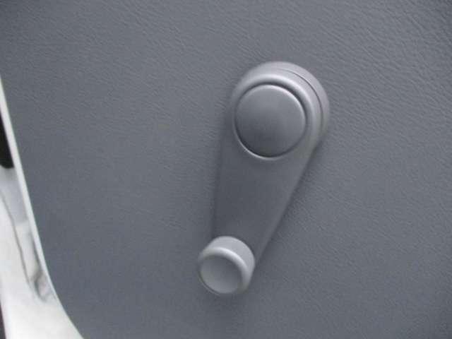 ＮＴ１００クリッパートラック ６６０　ＤＸ　４ＷＤ　切替式４ＷＤ（9枚目）