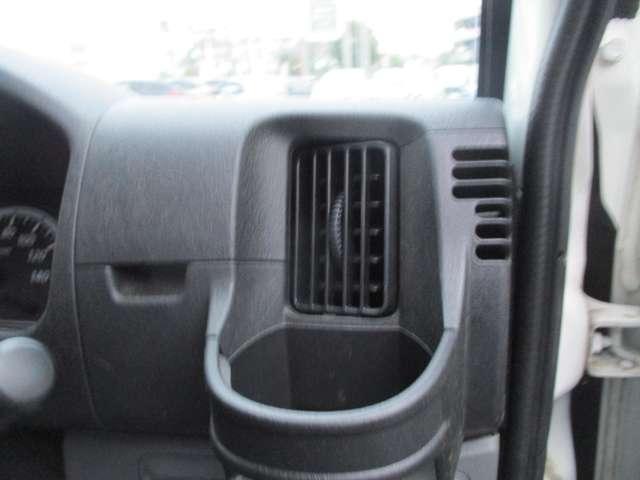 ＮＴ１００クリッパートラック ６６０　ＤＸ　４ＷＤ　切替式４ＷＤ（10枚目）