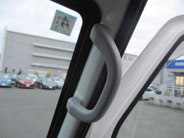 ＮＴ１００クリッパートラック ６６０　ＤＸ　４ＷＤ　切替式４ＷＤ（11枚目）