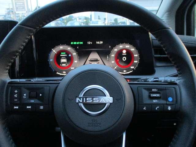 オーラ １．２　Ｇ　プロパイロット／ＢＯＳＥサウンドシステム　自動（被害軽減）ブレーキ　試乗車アップ　ＬＥＤ　ＬＫＡ　サイドカメラ　ＥＴＣ　ドライブレコーダー　カーテンエアバッグ　イモビライザー　アルミホイール　インテリジェントキー　パワーウィンドウ　ナビＴＶ（11枚目）